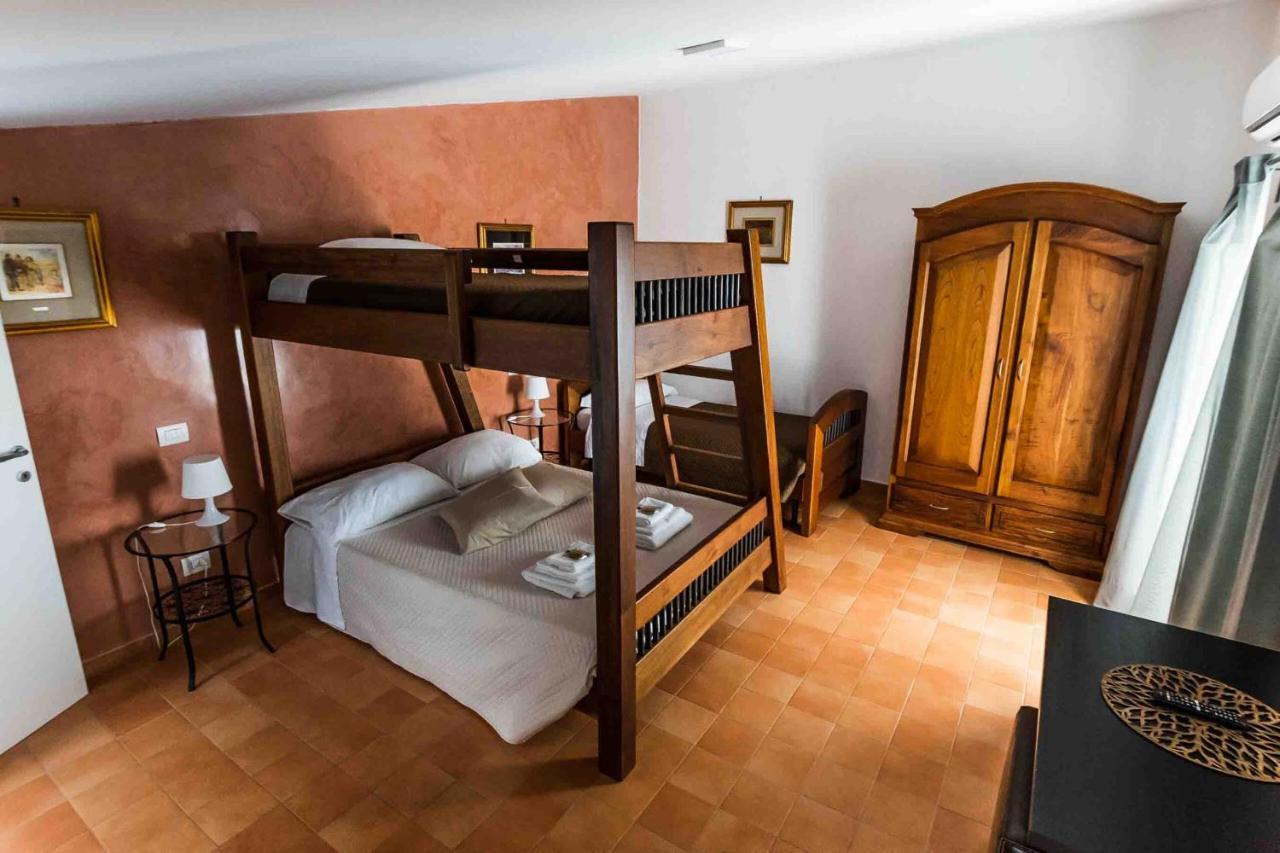 Dei Monasteri Bed & Breakfast Алтамура Екстериор снимка